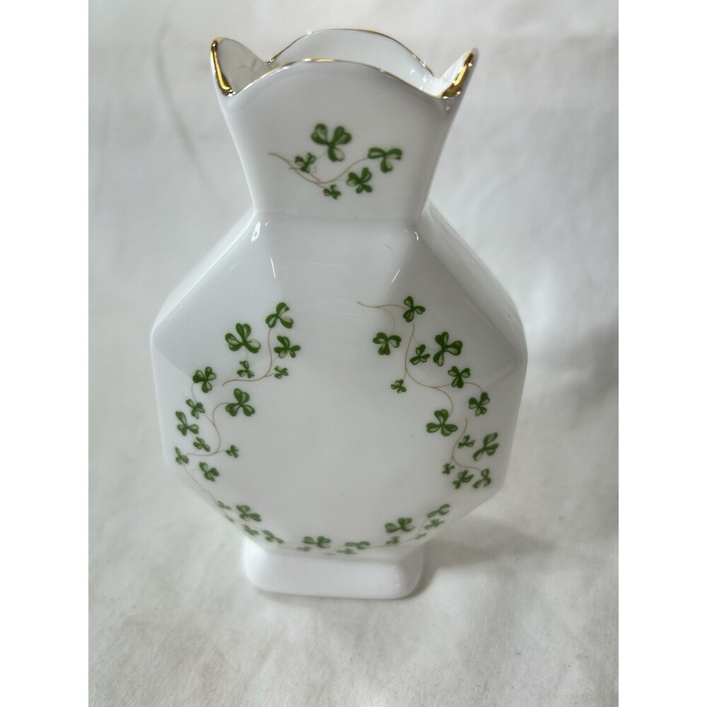 Royal Tara Shamrock Bone China Bud Vase Galway Ireland Shamrocks Gold Trim